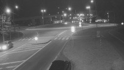 Křižovatka ulic Velká Dlážka a Polní