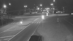 Křižovatka ulic Velká Dlážka a Polní