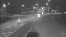 Křižovatka ulic Velká Dlážka a Polní