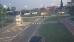 Křižovatka ulic Velká Dlážka a Polní