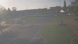 Křižovatka ulic Velká Dlážka a Polní