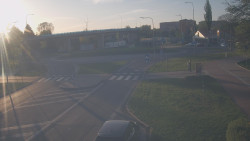 Křižovatka ulic Velká Dlážka a Polní