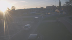 Křižovatka ulic Velká Dlážka a Polní