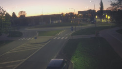 Křižovatka ulic Velká Dlážka a Polní