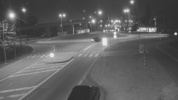 Křižovatka ulic Velká Dlážka a Polní