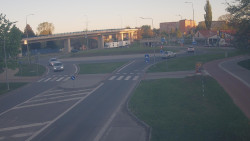 Křižovatka ulic Velká Dlážka a Polní