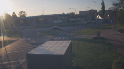 Křižovatka ulic Velká Dlážka a Polní