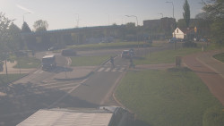 Křižovatka ulic Velká Dlážka a Polní