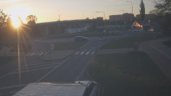 Křižovatka ulic Velká Dlážka a Polní