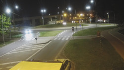 Křižovatka ulic Velká Dlážka a Polní