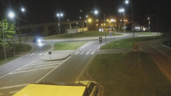 Křižovatka ulic Velká Dlážka a Polní