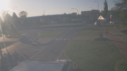 Křižovatka ulic Velká Dlážka a Polní