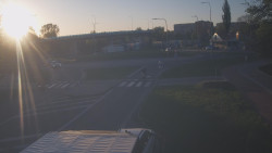 Křižovatka ulic Velká Dlážka a Polní