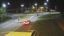Křižovatka ulic Velká Dlážka a Polní