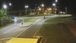 Křižovatka ulic Velká Dlážka a Polní
