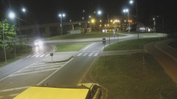 Křižovatka ulic Velká Dlážka a Polní