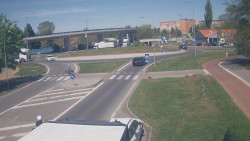 Křižovatka ulic Velká Dlážka a Polní