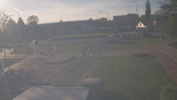 Křižovatka ulic Velká Dlážka a Polní