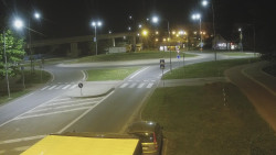 Křižovatka ulic Velká Dlážka a Polní
