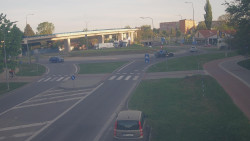 Křižovatka ulic Velká Dlážka a Polní