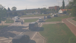 Křižovatka ulic Velká Dlážka a Polní