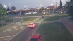 Křižovatka ulic Velká Dlážka a Polní