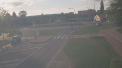 Křižovatka ulic Velká Dlážka a Polní
