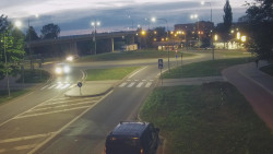 Křižovatka ulic Velká Dlážka a Polní
