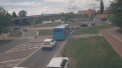 Křižovatka ulic Velká Dlážka a Polní