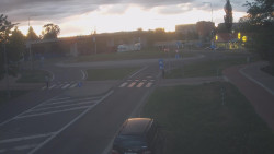 Křižovatka ulic Velká Dlážka a Polní