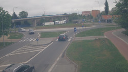 Křižovatka ulic Velká Dlážka a Polní
