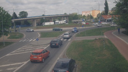 Křižovatka ulic Velká Dlážka a Polní
