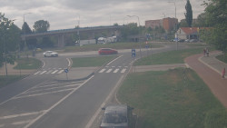 Křižovatka ulic Velká Dlážka a Polní