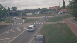 Křižovatka ulic Velká Dlážka a Polní