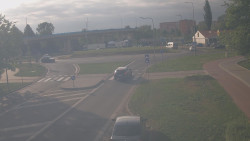 Křižovatka ulic Velká Dlážka a Polní