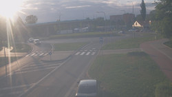 Křižovatka ulic Velká Dlážka a Polní