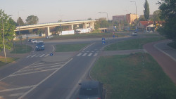 Křižovatka ulic Velká Dlážka a Polní