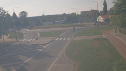Křižovatka ulic Velká Dlážka a Polní