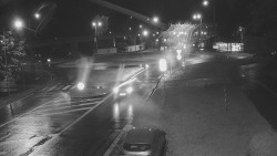 Křižovatka ulic Velká Dlážka a Polní