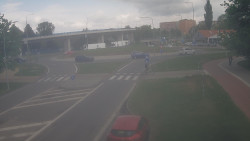 Křižovatka ulic Velká Dlážka a Polní