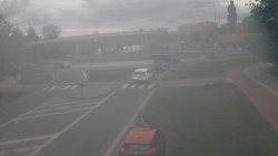 Křižovatka ulic Velká Dlážka a Polní