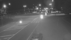 Křižovatka ulic Velká Dlážka a Polní