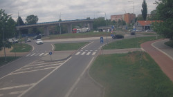 Křižovatka ulic Velká Dlážka a Polní
