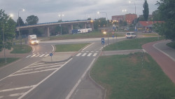 Křižovatka ulic Velká Dlážka a Polní