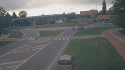 Křižovatka ulic Velká Dlážka a Polní