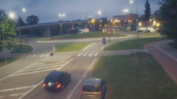 Křižovatka ulic Velká Dlážka a Polní