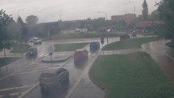 Křižovatka ulic Velká Dlážka a Polní