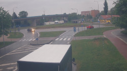 Křižovatka ulic Velká Dlážka a Polní