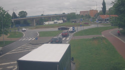 Křižovatka ulic Velká Dlážka a Polní