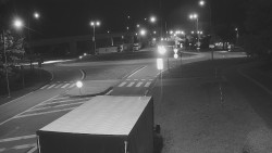 Křižovatka ulic Velká Dlážka a Polní